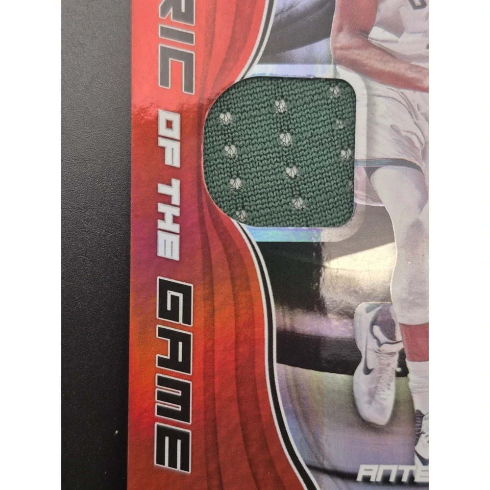 2017-18 Totally Certified Giannis Antetokounmpo‎ #FG-GAN Fabric of the Game /25